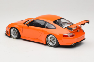 Porsche 911 996 GT3 RSR Orange ALMS 2004 Minichamps 1:18 100046402 Métal — image 7 sur 8
