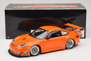 Porsche 911 996 GT3 RSR Orange ALMS 2004 Minichamps 1:18 100046402 Métal — image 8 sur 8