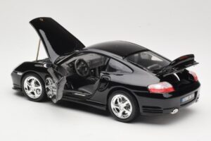 Porsche 911 996 Turbo Noir Bburago 1:18 18-12030 Métal — image 5 sur 8