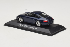 Porsche 911 997 Carrera 4 Dark Blue Metallic Minichamps 1:43 WAP02010016 Métal — image 2 sur 3