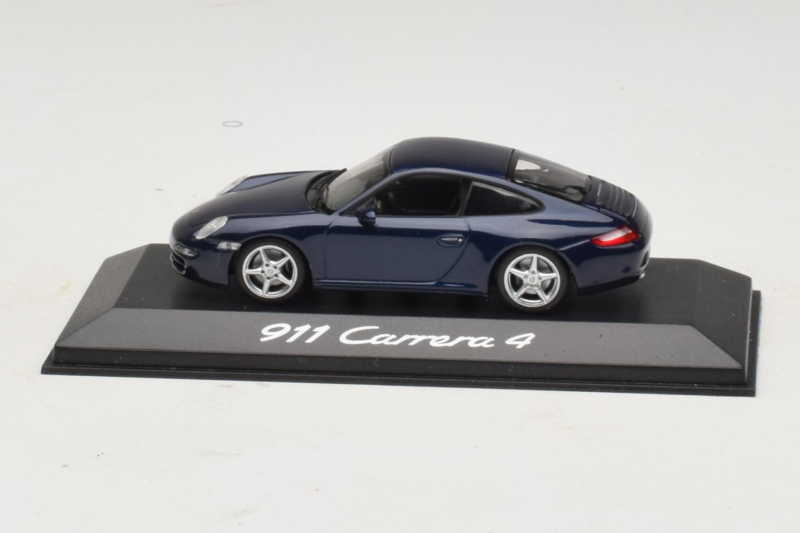 Porsche 911 997 Carrera 4 Dark Blue Metallic Minichamps 1:43 Porsche 911 997 Carrera 4 Dark Blue Metallic Minichamps 1:43 WAP02010016 Métal