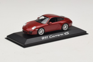 Porsche 911 997 Carrera 4S Rouge Minichamps 1:43 WAP02001718 Métal — image 2 sur 4