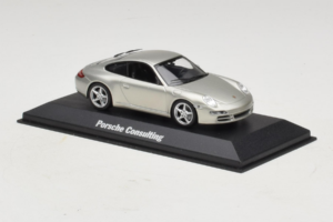 Porsche 911 997 Carrera Silver Metallic Minichamps 1:43 WAP02011515 Métal — image 2 sur 5
