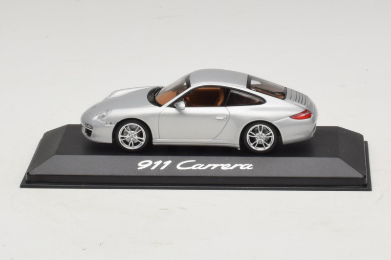 Porsche 911 997 Carrera Silver Metallic Minichamps 1:43 WAP02001218 Métal