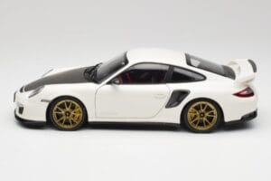 Porsche 911 997 GT2 RS Blanc & Or Roues Minichamps 1:18 100069406 Métal — image 4 sur 8