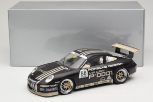 Porsche 911 997 GT3 Cup #88 VIP Porsche Mobil 1 Supercup 2007 AUTOart 1:18 WAP02112517 Métal — image 8 sur 8