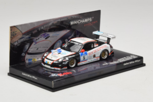 Porsche 911 997 GT3 #5 24 Hours of Nurburgring 2009 Minichamps 1:43 437096705 Métal — image 2 sur 4