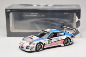 Porsche 911 997 GT3 R #123 Muhlner Motorsport E. Fumal / E. Thiry 24 Hours of Spa 2011 Minichamps 1:18 151118923 Métal — image 6 sur 6