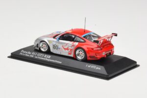 Porsche 911 997 GT3 RSR #80 Flying Lizard J. Van Overbeek / J. Bergmeister / S. Neiman 24 Hours of Le Mans 2008 Minichamps 1: — image 3 sur 4