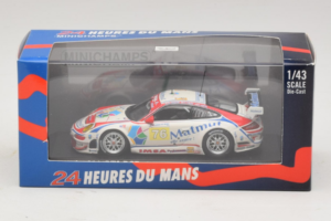 Porsche 911 997 GT3 RSR #76 R. Narac / P. Long / P. Pilet 24 Hours of Le Mans 2009 Minichamps 1:43 400096976 Métal — image 3 sur 3