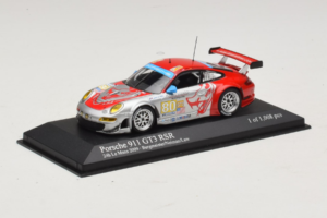 Porsche 911 997 GT3 RSR #80 J. Bergmeister / S. Neiman / D. Law 24 Hours of Le Mans 2009 Minichamps 1:43 400096980 Métal — image 2 sur 4