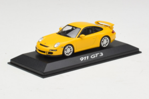 Porsche 911 997 GT3 Jaune Minichamps 1:43 WAP02012116 Métal — image 2 sur 4