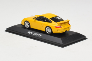 Porsche 911 997 GT3 Jaune Minichamps 1:43 WAP02012116 Métal — image 3 sur 4