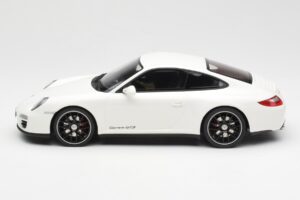 Porsche 911 997 GTS Blanc GT Spirit 1:18 GT287 Résine — image 3 sur 6