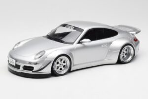 Porsche 911 997 RWB Abu Dhabi IXO 1:18 18CMC166 Métal