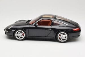 Porsche 911 997 Targa Noir Norev 1:18 187506 Métal — image 4 sur 8