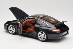 Porsche 911 997 Targa Noir Norev 1:18 187506 Métal — image 5 sur 8