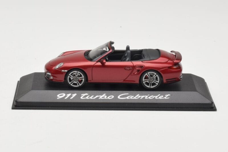Porsche 911 997 Turbo Cabriolet Rouge Minichamps 1:43 WAP0200130A Métal