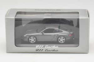 Porsche 911 997 Turbo Grey Metallic Minichamps 1:43 WAP02013116 Métal — image 4 sur 4