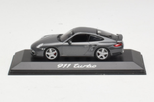 Porsche 911 997 Turbo Grey Metallic Minichamps 1:43 WAP02013116 Métal