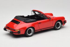 Porsche 911 SC Cabriolet Rouge Minichamps 1:18 100063030 Métal — image 3 sur 8