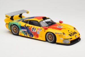 Porsche 911 GT1 #1 D. Rohr / R. Pilgrim / A. McNish 1997 UT Models 1:18 39724 Métal — image 6 sur 8