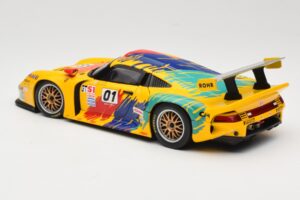 Porsche 911 GT1 #1 D. Rohr / R. Pilgrim / A. McNish 1997 UT Models 1:18 39724 Métal — image 7 sur 8