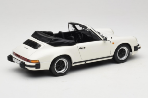 Porsche 911 SC Cabriolet Blanc Minichamps 1:18 100063031 Métal — image 3 sur 8