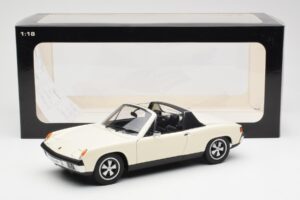 Porsche 914/6 Ivoire Clair AUTOart 1:18 77933 Métal — image 8 sur 8