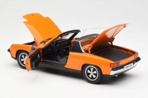 Porsche 914/6 Targa Orange AUTOart 1:18 77932 Métal — image 5 sur 8