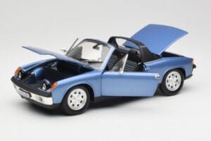 Porsche 914 Bleu Revell 1:18 08975 Métal — image 2 sur 8