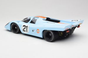 Porsche 917K Gulf #21 P. Rodriguez / L. Kinnunen J.W. Automotive Engineering 24 Hours of Le Mans 1970 Minichamps 1:12 1237066 — image 5 sur 6