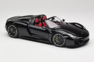Porsche 918 Spyder Basalte Noir Métallique Minichamps 1:18 110062431 Métal — image 6 sur 8