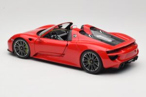 Porsche 918 Spyder Rouge Minichamps 1:18 110062435 Métal — image 7 sur 8