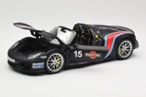 Porsche 918 Spyder Weissach Package Matt Black With Martini Stripes Minichamps 1:18 110062445 Métal — image 2 sur 8