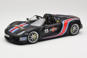 Porsche 918 Spyder Weissach Package Matt Black With Martini Stripes Minichamps 1:18 110062445 Métal