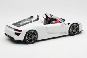 Porsche 918 Spyder Blanc Minichamps 1:18 110062436 Métal — image 3 sur 8