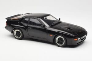 Porsche 924 Carrera GT Noir AUTOart 1:18 78001 Métal — image 6 sur 8
