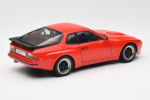 Porsche 924 Carrera GT Guards Rouge AUTOart 1:18 78003 Métal — image 3 sur 8