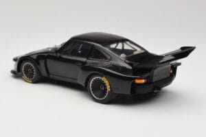 Porsche 935 Turbo Group 5 1976 Exoto 1:18 18101 Métal — image 7 sur 8