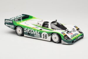 Porsche 956L #16 Skoal Bandit G. Edwards / D. Sears / M. Bleekemolen 24 Hours of Le Mans 1983 Minichamps 1:18 183836916 Métal — image 6 sur 8