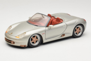 Porsche Boxster 986 Concept Argent Maisto 1:18 50231 Métal
