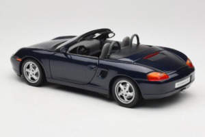 Porsche Boxster 986 S Night Blue UT Models 1:18 WAP021006-R1 Métal — image 7 sur 8