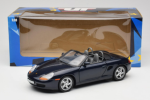 Porsche Boxster 986 S Night Blue UT Models 1:18 WAP021006-R1 Métal — image 8 sur 8
