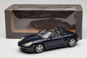 Porsche Boxster S 986 Night Blue UT Models 1:18 WAP021006 Métal — image 7 sur 7