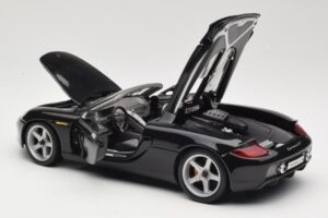Porsche Carrera GT 980 Noir Maisto 1:18 36622 Métal — image 5 sur 8