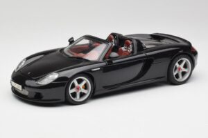 Porsche Carrera GT Noir Maisto 1:18 36665 Métal