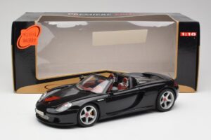 Porsche Carrera GT Noir Maisto 1:18 36665 Métal — image 8 sur 8