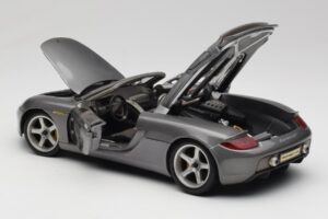 Porsche Carrera GT Gris Métallisé Maisto 1:18 36622-R1 Métal — image 5 sur 8