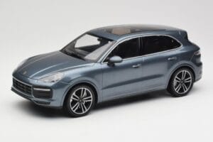 Porsche Cayenne 958 Turbo S Blue Metallic Minichamps 1:18 155066071 Métal
